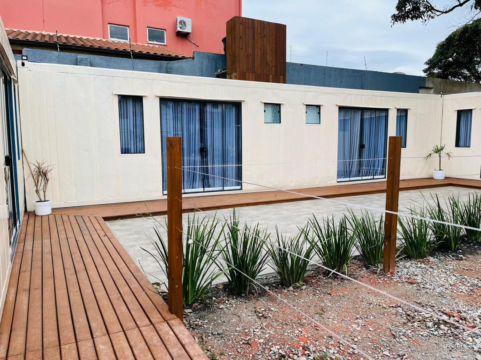Inn Containers